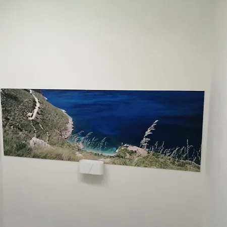 Domus Vacanze Civico Del Mare 3*