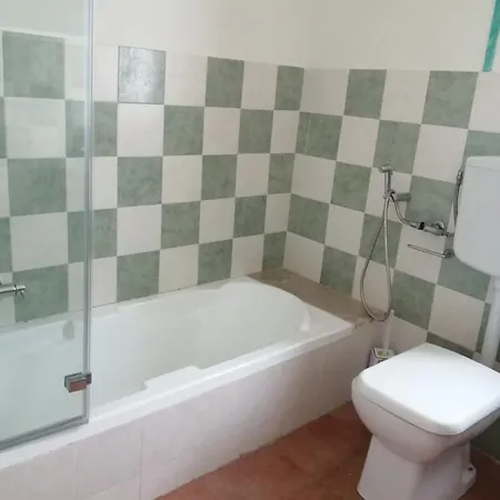 Domus Vacanze Civico Del Mare 3*