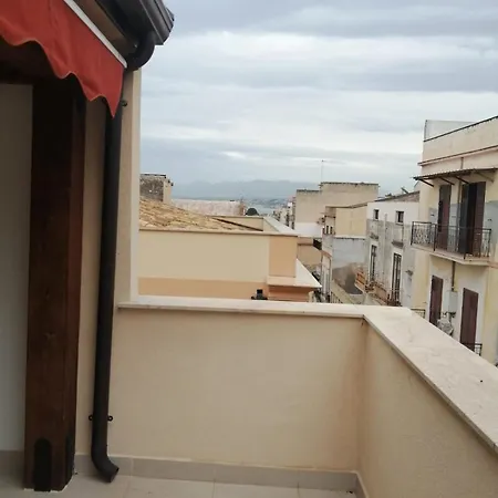 Domus Vacanze Civico Del Mare Πανσιόν Castellammare del Golfo