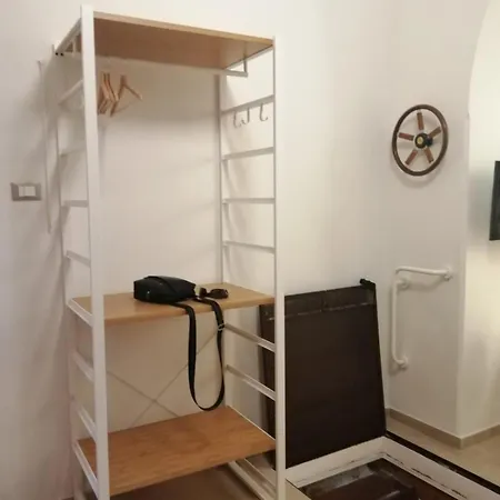 Domus Vacanze Civico Del Mare 3*