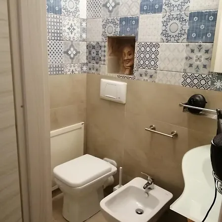 Πανσιόν Domus Vacanze Civico Del Mare 3*